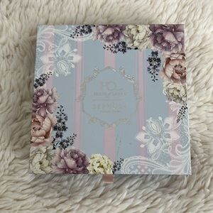 Sephora Collection x House of Lashes Versailles Palette